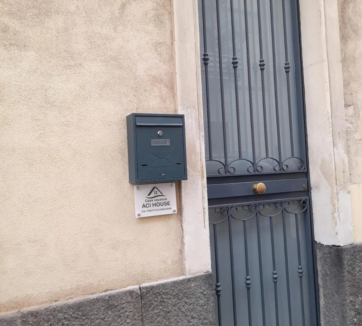 Apartmán Aci House CTA